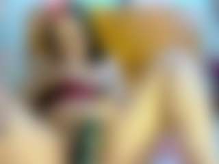 miastarts3's Live Sex Cam Show