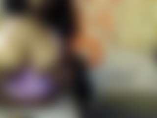 Live cam show with MochaBaddie - Squirt on sexylive.show