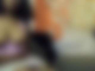Live cam show with MochaBaddie - Squirt on CamwithHer