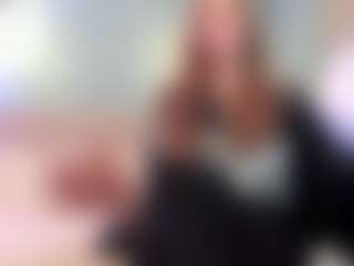 Live cam show with Nora-Vennucci - Skinny Teen (18+) on AdultVida.com