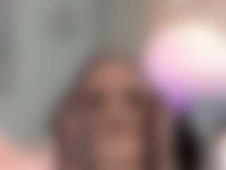 Live cam show with Nora-Vennucci - Cum In Pussy on Camsoda