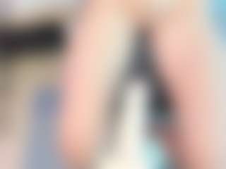Live cam show with Nora-Vennucci - Blonde Hair on AdultVida.com