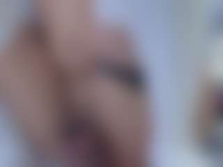 Live cam show with Pearl-sexy - Blue Eyes on SpankPalCams