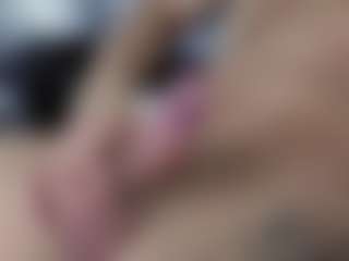 Live cam show with Pearl-sexy - Tease on Camsoda