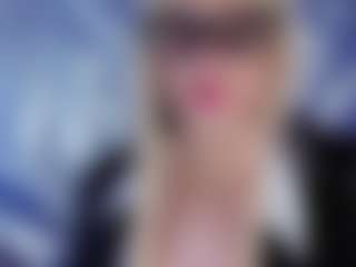 Live cam show with Pearl-sexy - Spank on liverealitysex.com