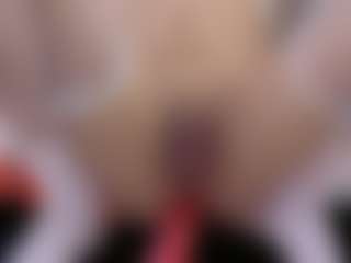 Live cam show with Pearl-sexy - Muscular on liverealitysex.com