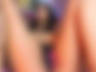 SaraaMore's Live Sex Cam Show