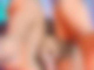 Live cam show with SaraaMore - New Blowjob on Camming Site