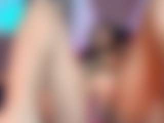 SaraaMore's Live Sex Cam Show