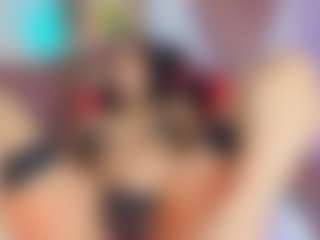 SaraaMore's Live Sex Cam Show
