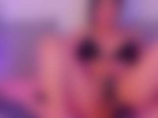 Live cam show with JulietaVelvet - Machine on TottyGirls