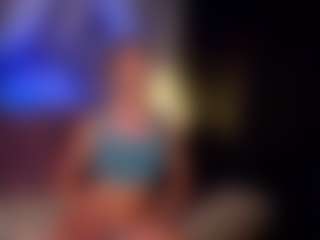 alisashrine's Live Sex Cam Show