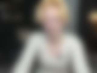 Live cam show with AnnitaShadd - Deepthroat on Cam Slut