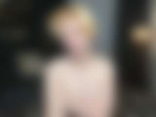 Live cam show with AnnitaShadd - Tease on studioflirtlive.com