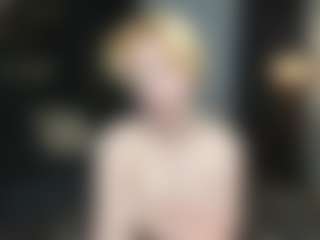 Live cam show with AnnitaShadd - Smoking on parknlotfishbdy