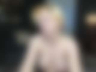 Live cam show with AnnitaShadd - Tease Blonde Hair on TottyGirls