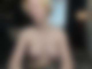 Live cam show with AnnitaShadd - Double Penetration on live18s.com