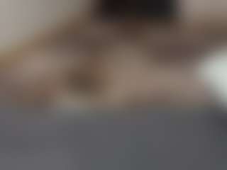 Live cam show with AnnitaShadd - Glasses on Camming Site