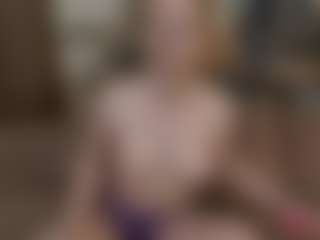 AnnitaShadd's Live Sex Cam Show