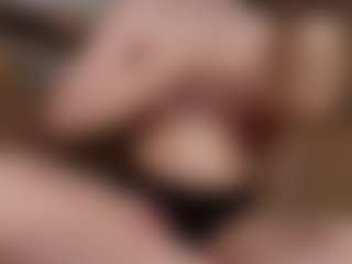 AnnitaShadd's Live Sex Cam Show