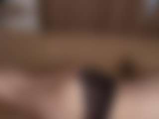 Live cam show with AnnitaShadd - Striptease on fapnchat