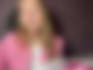 Live cam show with EileenVetere - Solo on LiveSexCams6