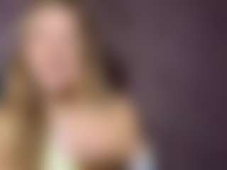 Live cam show with EileenVetere - Blonde Hair Teen (18+) on CamwithHer