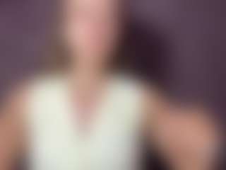 EileenVetere's Live Sex Cam Show