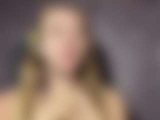 EileenVetere's Live Sex Cam Show