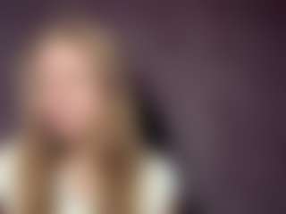 EileenVetere's Live Sex Cam Show