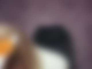 EileenVetere's Live Sex Cam Show