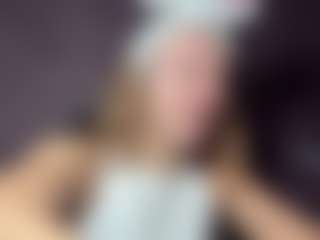 Live cam show with EileenVetere - Fetish on Camming Site