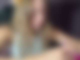 EileenVetere's Live Sex Cam Show