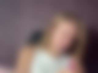 EileenVetere's Live Sex Cam Show