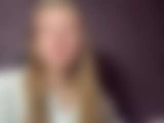 Live cam show with EileenVetere - Solo on madthumbs