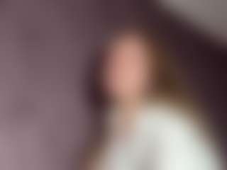 EileenVetere's Live Sex Cam Show
