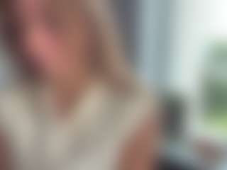 Live cam show with EileenVetere - Solo on CamwithHer