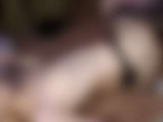 Live cam show with EllisHaan - New Teen (18+) on makecum.org