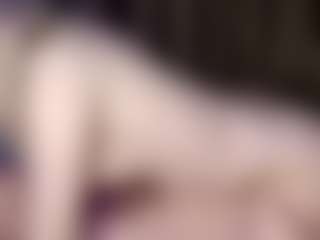 Live cam show with EllisHaan - Blonde Hair Teen (18+) on SxyPornLive