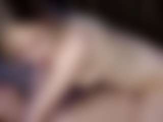 Live cam show with EllisHaan - Toys on ObeyMaria