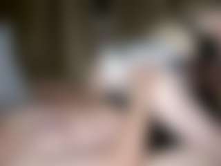 Live cam show with EllisHaan - Facial Piercings on PervPlay.com