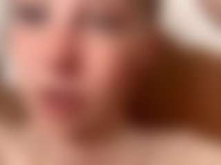 EmilieGansen's Live Sex Cam Show