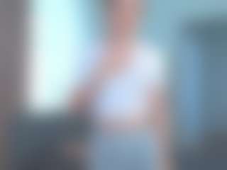 LuiseBoclair's Live Sex Cam Show