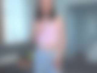 Live cam show with LuiseBoclair - Athletic on CamwithHer