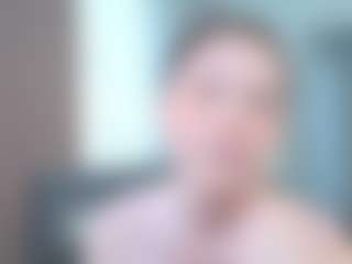Live cam show with LuiseBoclair - Athletic on liverealitysex.com
