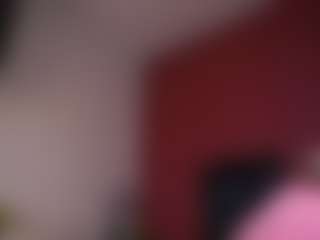 Live cam show with LuiseBoclair - Skinny on Camsoda