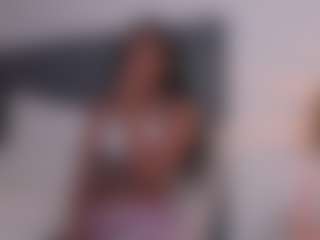 alanaromina's Live Sex Cam Show