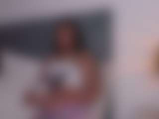 alanaromina's Live Sex Cam Show