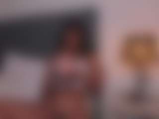 alanaromina's Live Sex Cam Show