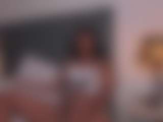 alanaromina's Live Sex Cam Show